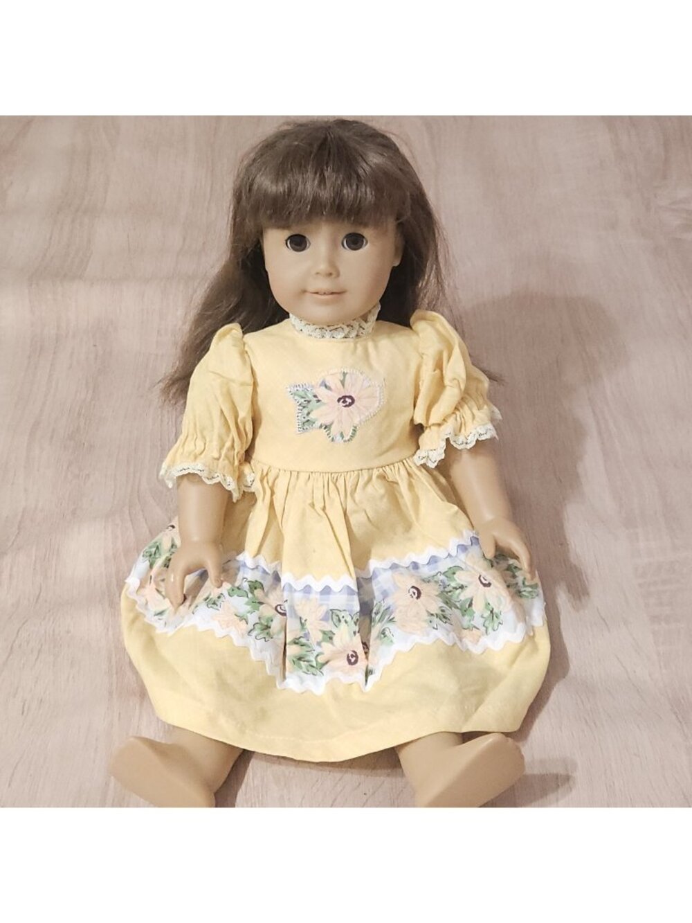 American Girl Doll 2008 Brown Hair Brown Eyes